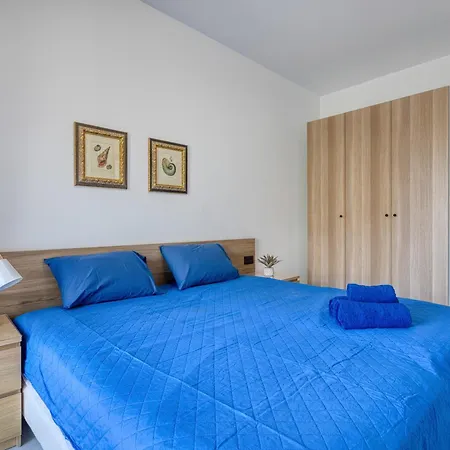 2br - Floor Views شقة *